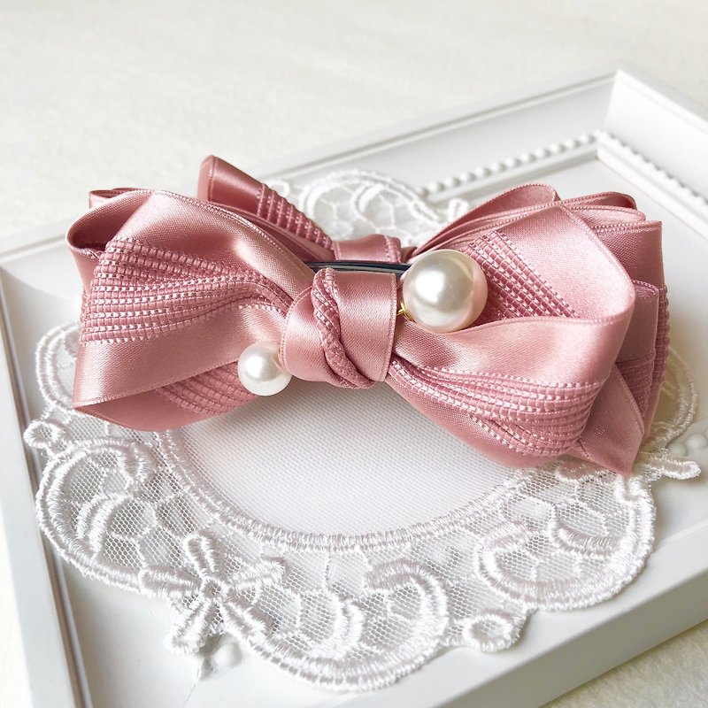 Elegant satin bow tie clip (banana clip) / 嫣 powder - Hair Accessories - Other Materials Pink