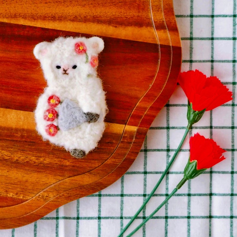 Please give me a special bouquet Sheep brooch - เย็บปัก/ถักทอ/ใยขนแกะ - ขนแกะ ขาว