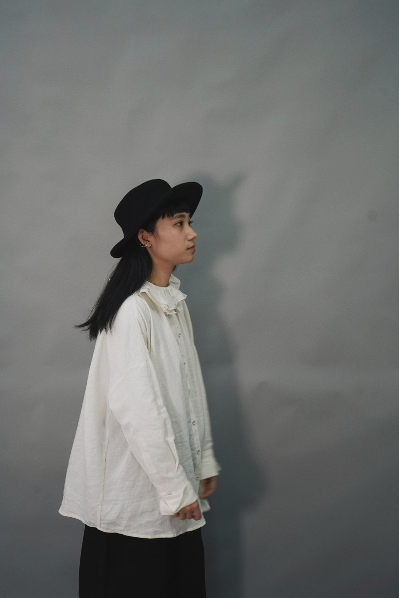 Ruffle collar top-white - เสื้อผู้หญิง - ผ้าฝ้าย/ผ้าลินิน ขาว