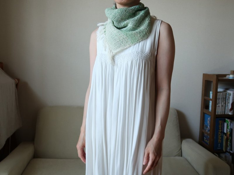シルクリネンコットンストール　新緑　Shawl (S) 42　【受注制作】　入學   畢業　母親節　禮物　生日禮物 - 絲巾 - 棉．麻 綠色