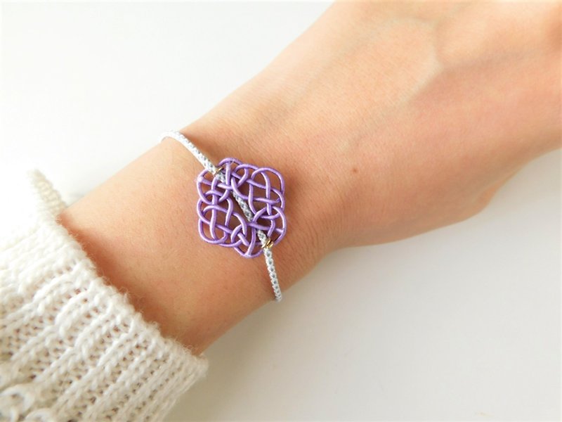 Water drawing and braided bracelet Awaji knitting color violet - Bracelets - Silk Purple