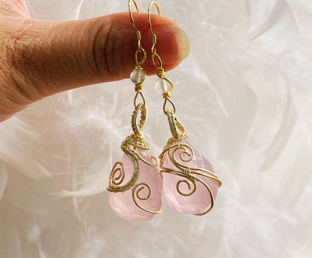 オリジナルハンドメイドストーン】天然ピンククリスタルワイヤーピアス