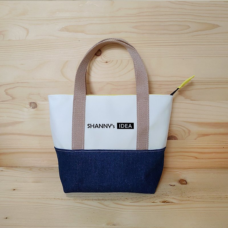 【Customized graphics】Zipper denim pouch/meal bag - กระเป๋าถือ - เส้นใยสังเคราะห์ สีน้ำเงิน