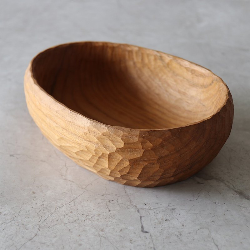 Hand carved teak egg-shaped bowl - ถ้วยชาม - ไม้ 