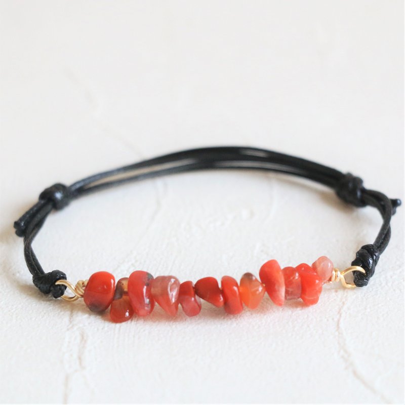 Carnelian bracelet - Raw crystal bracelet - crystal cord bracelet - สร้อยข้อมือ - เครื่องเพชรพลอย สีแดง