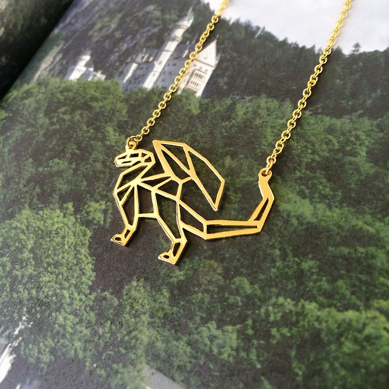 Dragon Necklace gift for fantasy lover, Gold Plated Jewelry, Origami Design - 項鍊 - 其他金屬 金色