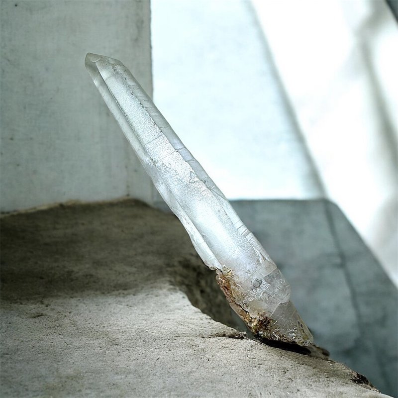 Item No. 316 Seed Crystal Lemurian Laser Quartz Mountain Etching Key Crystal Raw Specimen - ของวางตกแต่ง - คริสตัล สีใส