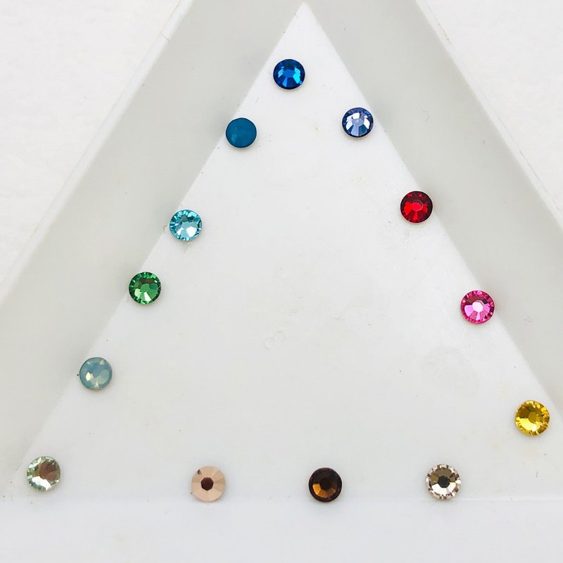 【加價購】單色燙鑽水晶 DIY手作 多款色可選 - 金工/飾品 - 水晶 多色