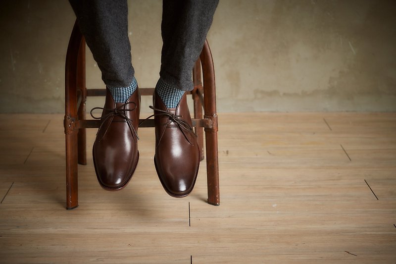 Calfskin leather sole desert boots rendering coffee - รองเท้าบูธผู้ชาย - หนังแท้ สีนำ้ตาล