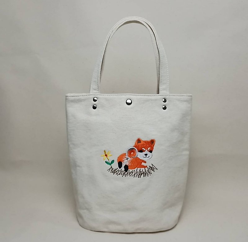 Xiaochai刺繍入りスモールトートショッピングバッグハンドバッグ - トート・ハンドバッグ - コットン・麻 