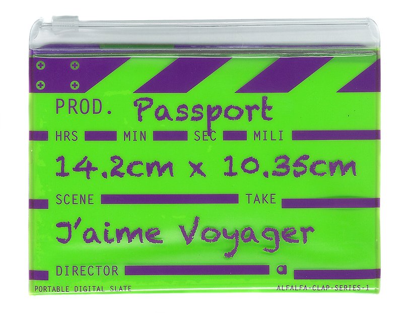 Director clap Classic passport - Green - ID & Badge Holders - Plastic Green