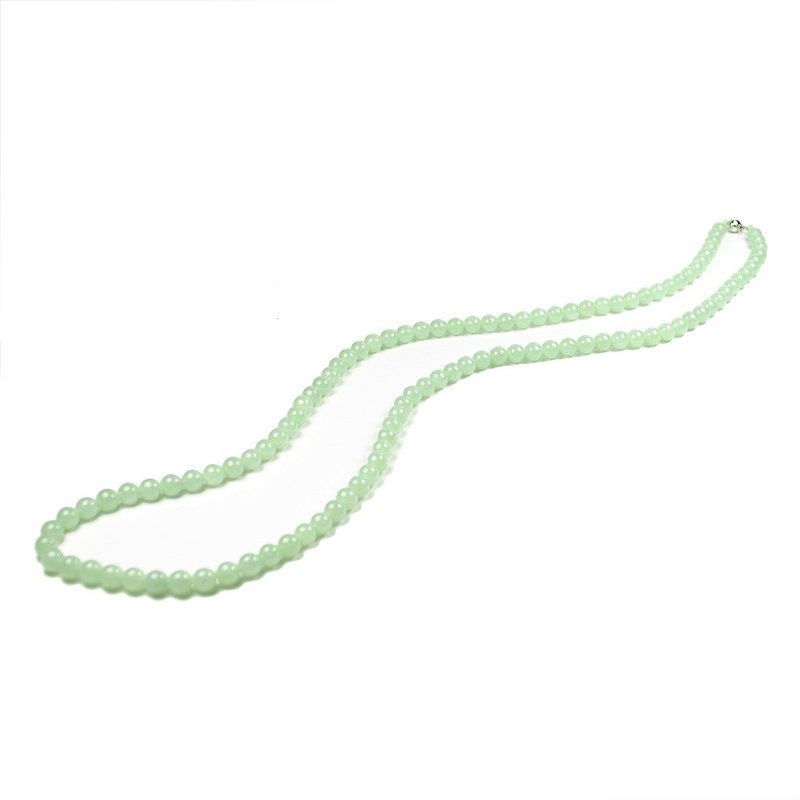 Jadeitei Light Green Color Bead Bracelet 14 Karat Gold Clasps - สร้อยคอ - หยก สีเขียว