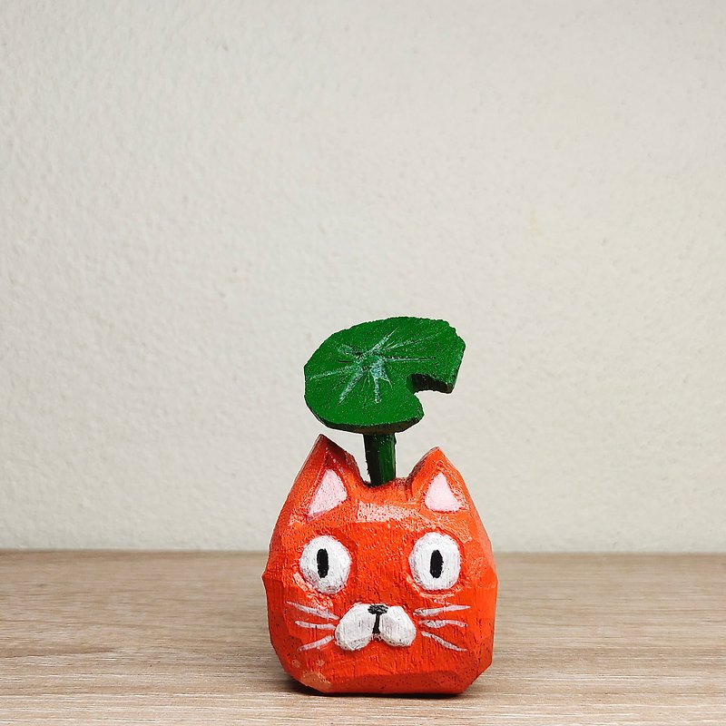 Lotus leaf orange cat Handmade Decoration Collectibles Small wood carvings - Items for Display - Wood 