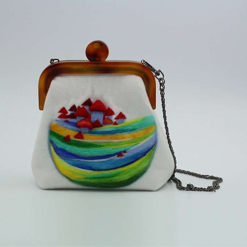 Handmade customized wool felt needled bag ( Item as picture shown)—white - กระเป๋าแมสเซนเจอร์ - ขนแกะ ขาว