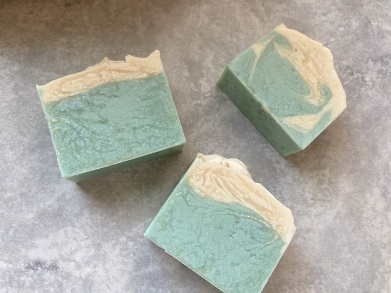 嬰兒肥痱子粉香氛皂/嬰兒香/卓瑪愛象/手工皂 - 肥皂/手工皂 - 其他材質 卡其色