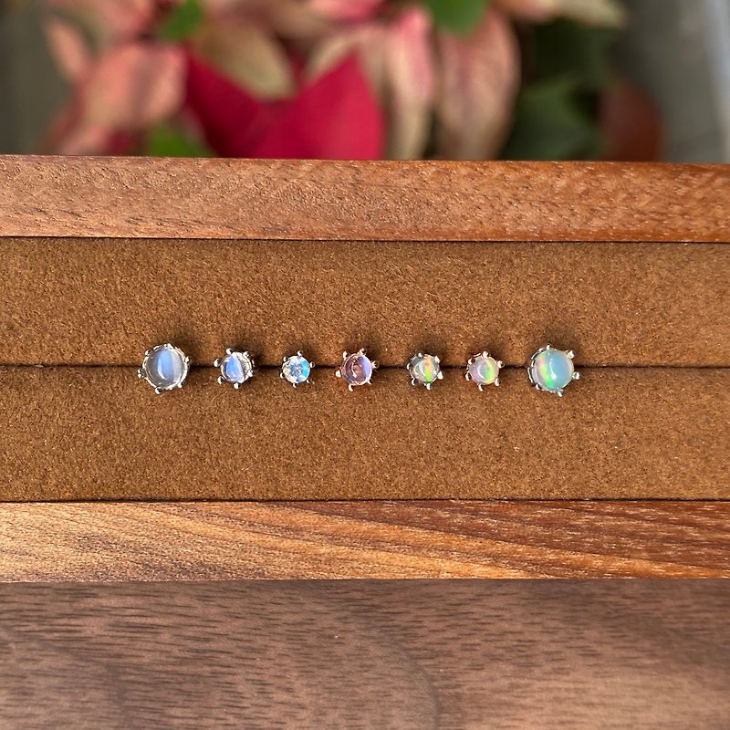 ITS-E139【Opal・Silver Earrings】Gorgeous fire opal earrings - Earrings & Clip-ons - Semi-Precious Stones Silver