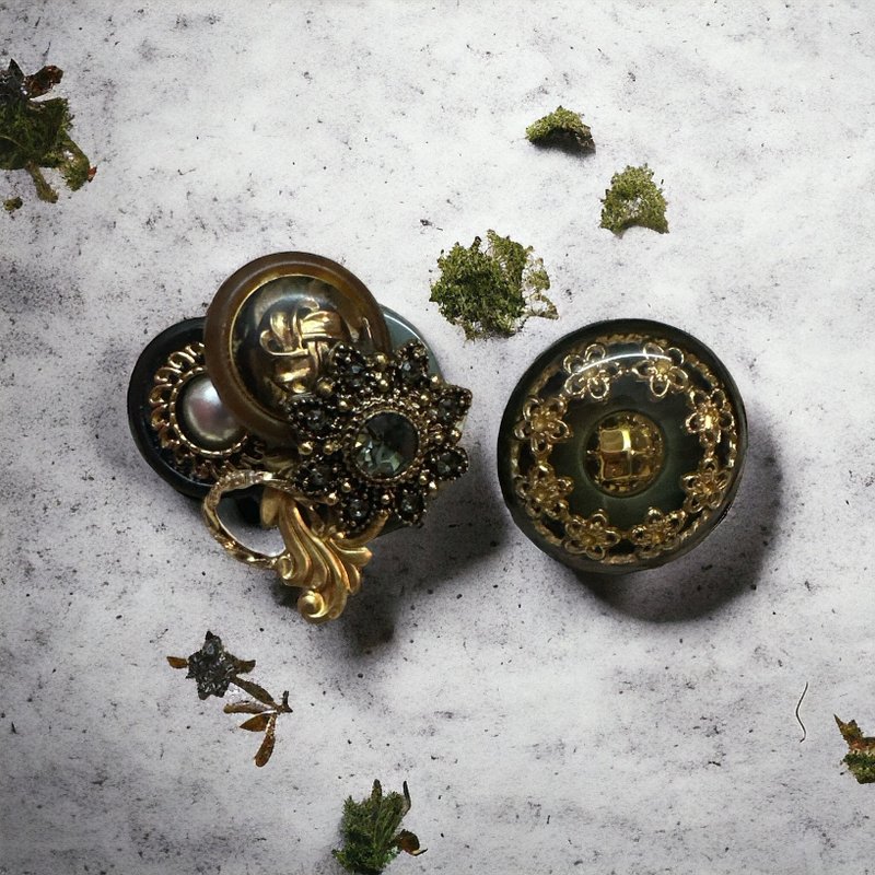 【青木原樹海】復古木系手作 / 復古首飾 / 獨特神祕木系耳環耳 - 耳環/耳夾/耳骨夾 - 銅/黃銅 綠色