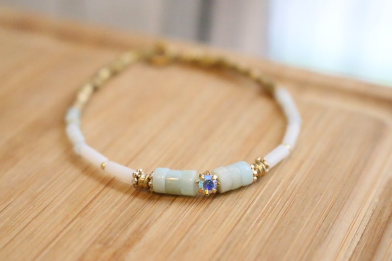 <☞ HAND IN HAND ☜> amazonite - gas Bracelet (0889) - สร้อยข้อมือ - เครื่องเพชรพลอย สีเขียว