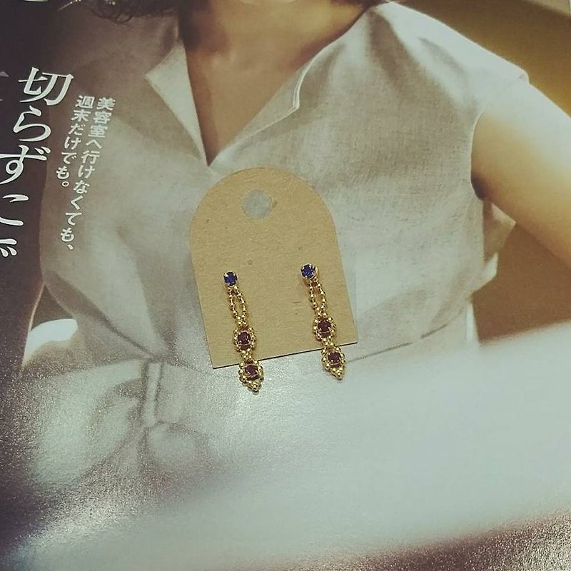[VINTAGE] golden twist beads two-tone crystal ear needle - ต่างหู - โลหะ สีทอง