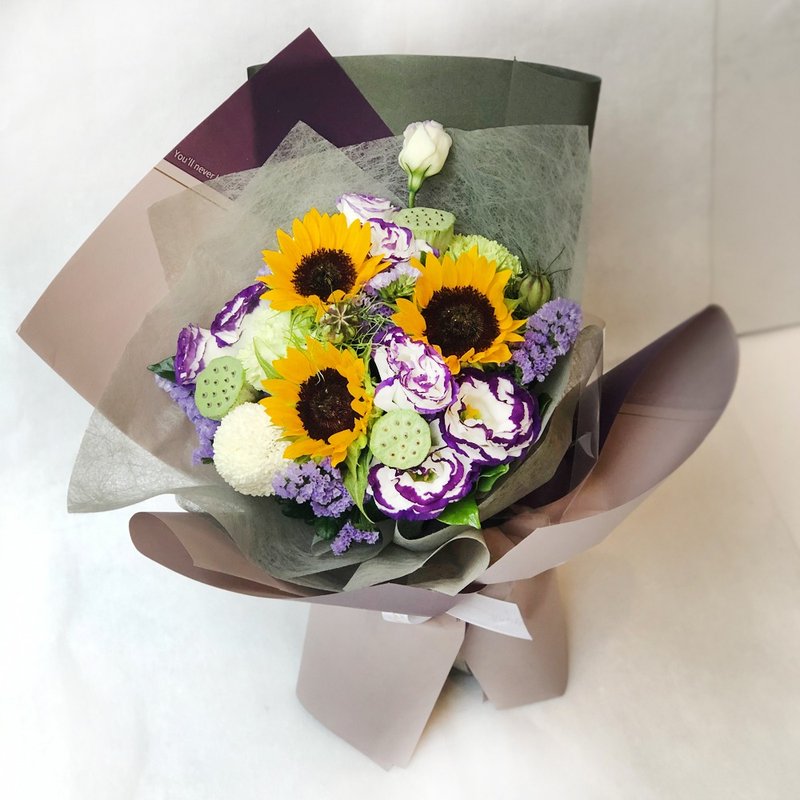 夏綠蒂鮮花花束 | 畢業 生日首選 | 台北可自取 - 乾燥花/永生花 - 植物．花 黃色
