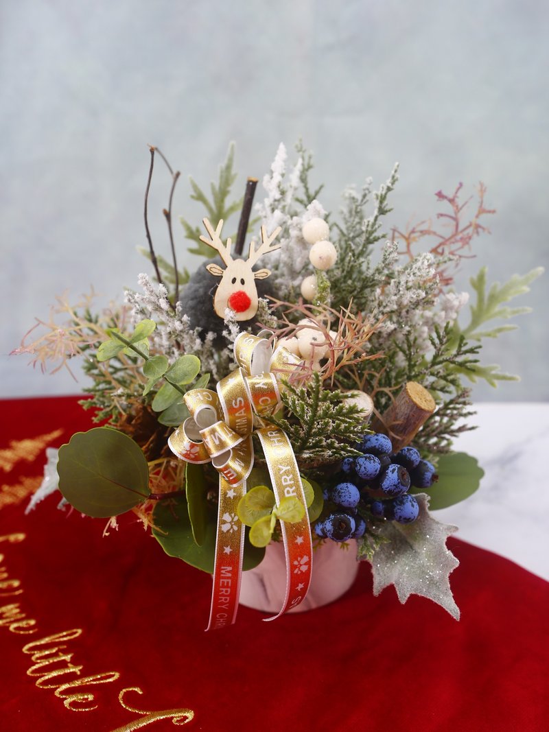 喜樂聖誕灰羊香氛花禮 /居家/佈置/香氛/禮物/聖誕節/花禮/花藝 - 盆栽/植栽 - 其他材質 綠色