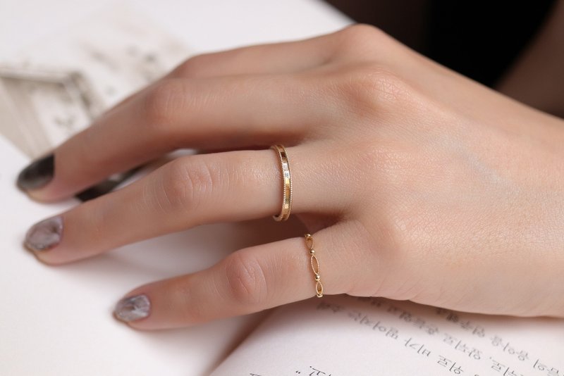 純14K Oval Ball Ring 簍空橢圓珠珠戒指 - 戒指 - 貴金屬 金色