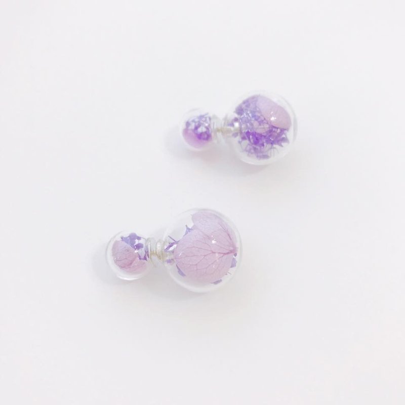 Bubble glass beads do not wither purple flowers double front and back earrings wedding wedding sisters gifts round beads original hand-made wedding bridesmaid purple preserved flower earrings - ต่างหู - พืช/ดอกไม้ สีม่วง