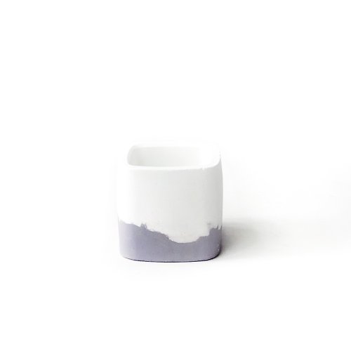 Ninan 泥喃｜水泥手作工作室 (預購) 莫蘭迪紫系列 | 小圓方雙色水泥盆器 可搭配同色系底盤