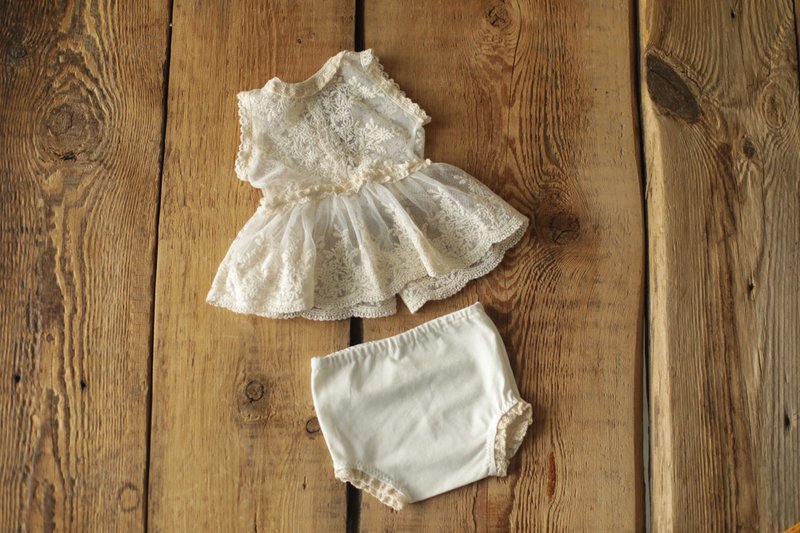 Newborn girl outfit, photography props, baby wreath headband, ruffled panty set - 嬰兒手鍊/飾品 - 棉．麻 粉紅色