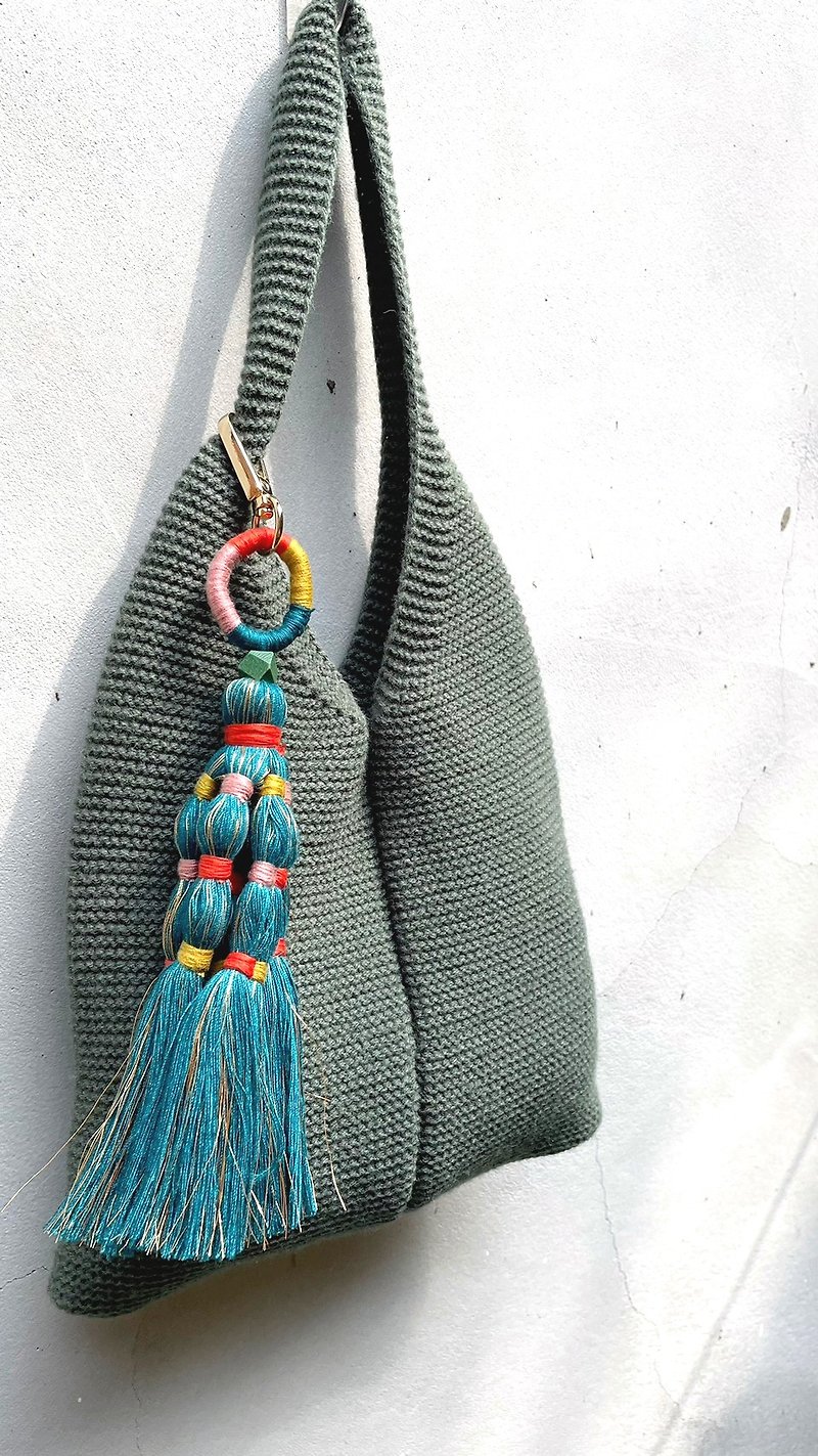 棉．麻 鑰匙圈/鎖匙扣 - 設計款手作流蘇鑰匙圈 吊飾 手機包包配飾 Hand-woven Tassel
