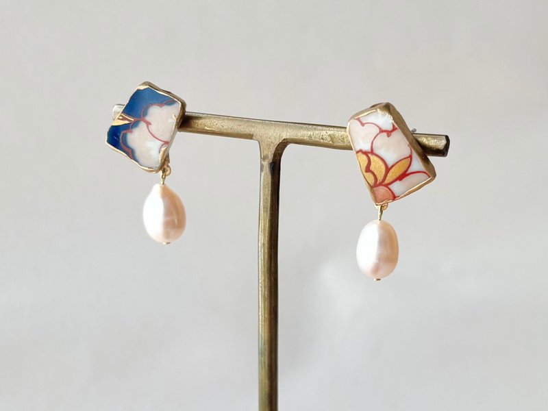 有田焼 　金継ぎ　サージカルステンレスピアス　ピンク　花柄　淡水パール　揺れる　伝統工芸　No.325 - 耳環/耳夾/耳骨夾 - 陶 粉紅色