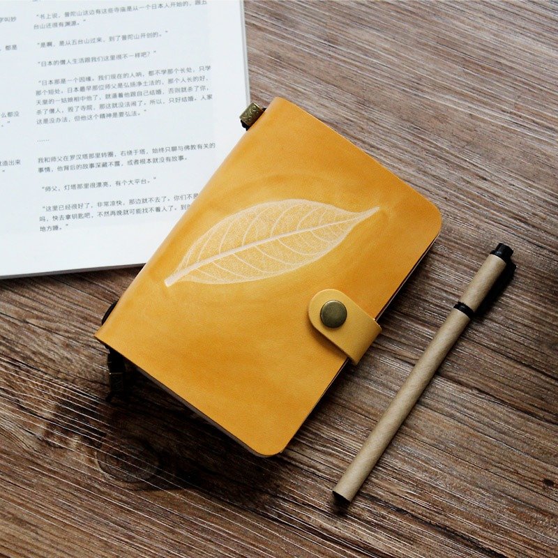 Such as Wei leaves Ye series Yellow Passport Pocketbook notebook notebook TN Travel (free lettering) 14 * 10cm - สมุดบันทึก/สมุดปฏิทิน - หนังแท้ สีเหลือง