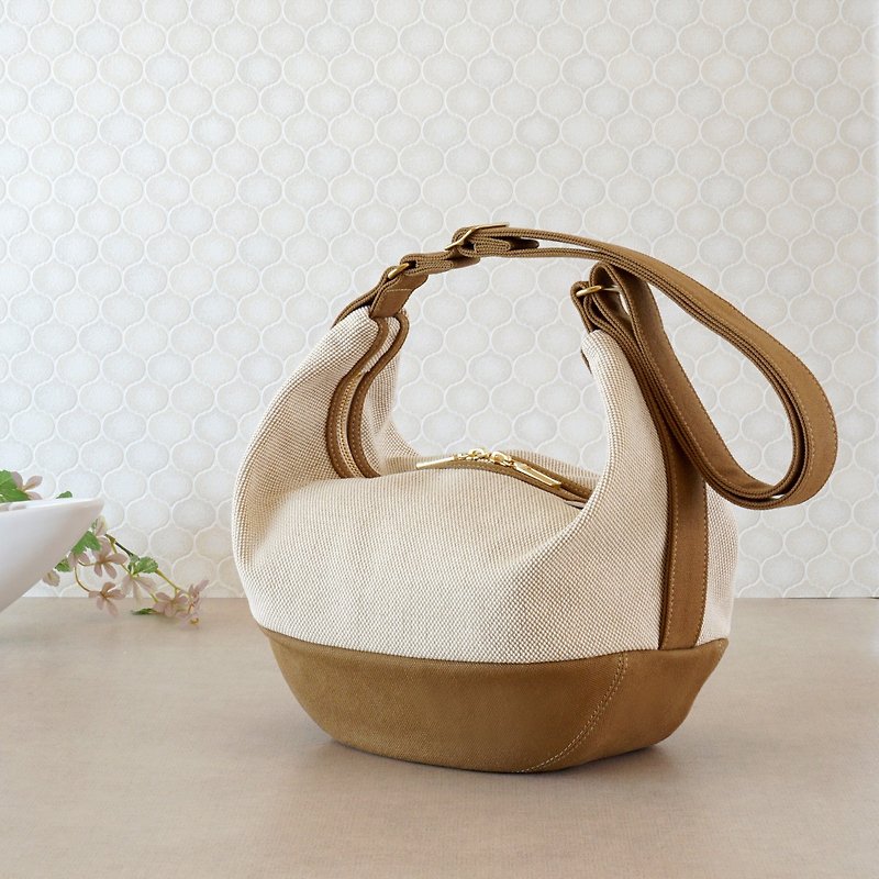 Lamp/ Brown beige x marbled beige [Made to order] Trocco canvas bag - Messenger Bags & Sling Bags - Cotton & Hemp Brown