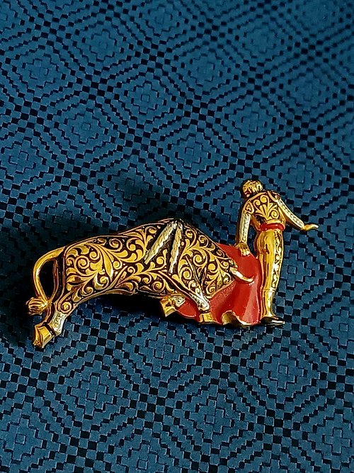 老時光製造所 vintage jewelry 西班牙 大馬士革鑲嵌工藝 華麗鬥牛士別針