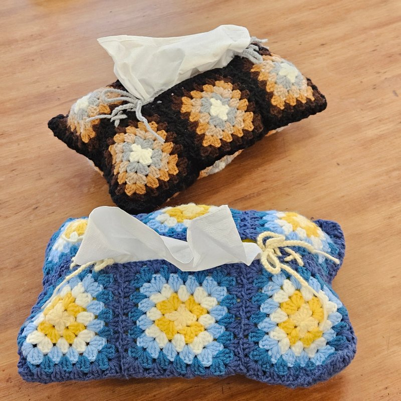 Handmade Knitted Tissue Box Cover - กล่องทิชชู่ - ผ้าฝ้าย/ผ้าลินิน หลากหลายสี