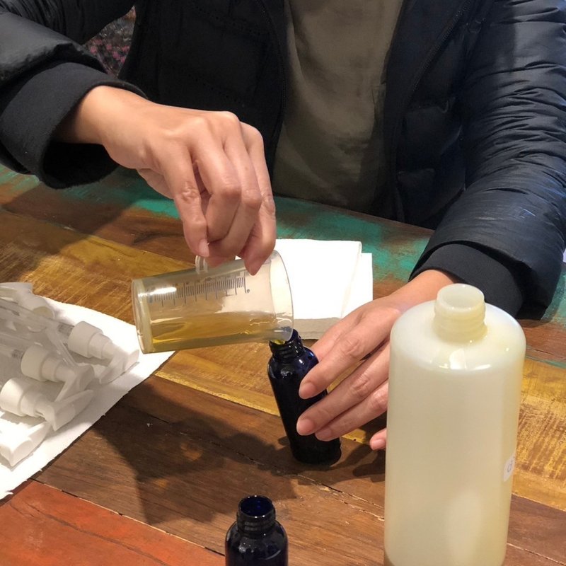 芳香精油樂活養生-芳療保養保健調香DIY手作-單堂體驗-週六場次 - 蠟燭/香氛/調香 - 精油 