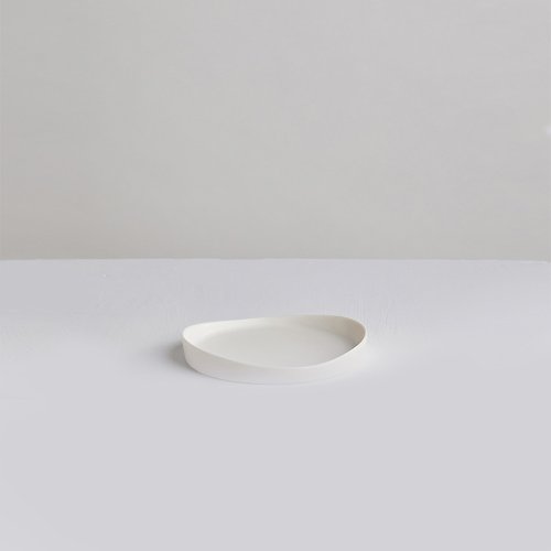 3,co 當代瓷器 【3,co】水波系列圓形托盤(1號) - 白