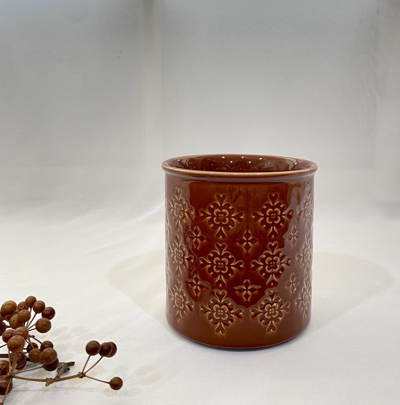 [Good Day Fetish] German retro brown carved pottery storage cup jar ritual Christmas gift - ของวางตกแต่ง - ดินเผา สีนำ้ตาล