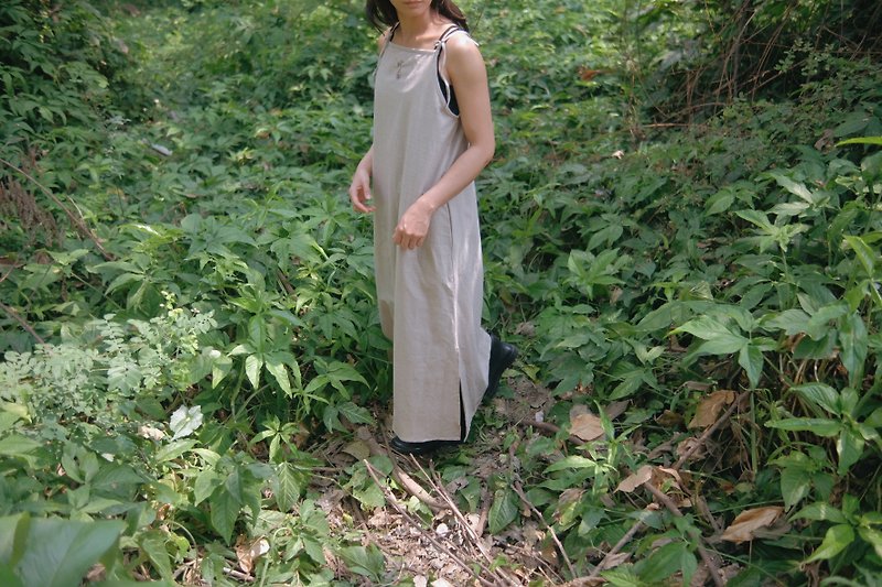 Should String Onepiece | Natural Wood Bark Dyed | Hand Woven cotton - 連身裙 - 棉．麻 卡其色