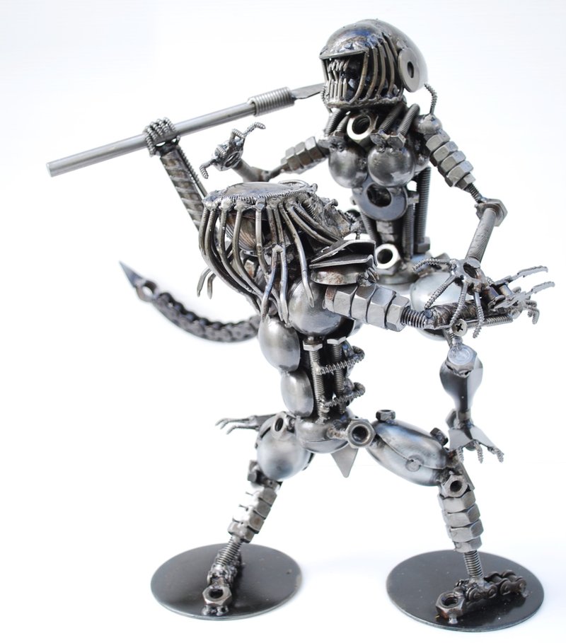 Monster & The Hunter SCRAP METAL Sculpture, Cool gift for him, Anniversary gifts - 擺飾/家飾品 - 其他金屬 