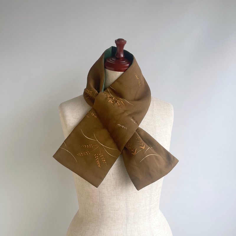 【1点もの】着物 襟巻き ネックウォーマー -絹着物 縮緬 茶色に草花 & 新毛斯 松葉色 - 圍巾/披肩 - 絲．絹 咖啡色