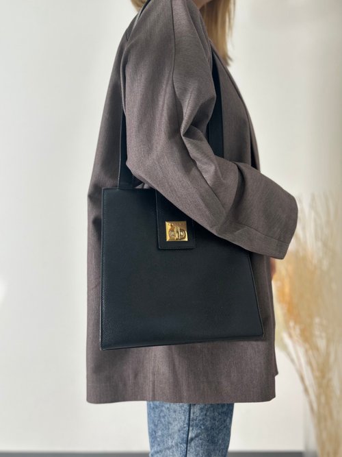 日本直送 名牌中古包 】CELINE セリーヌ ターンロック ロゴ