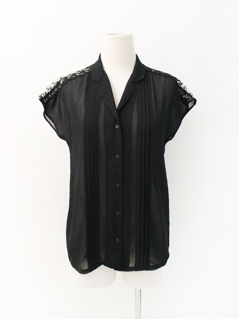 Retro Japanese Black Lace Short-Sleeve Vintage Shirt Vintage Blouse - เสื้อเชิ้ตผู้หญิง - เส้นใยสังเคราะห์ สีดำ