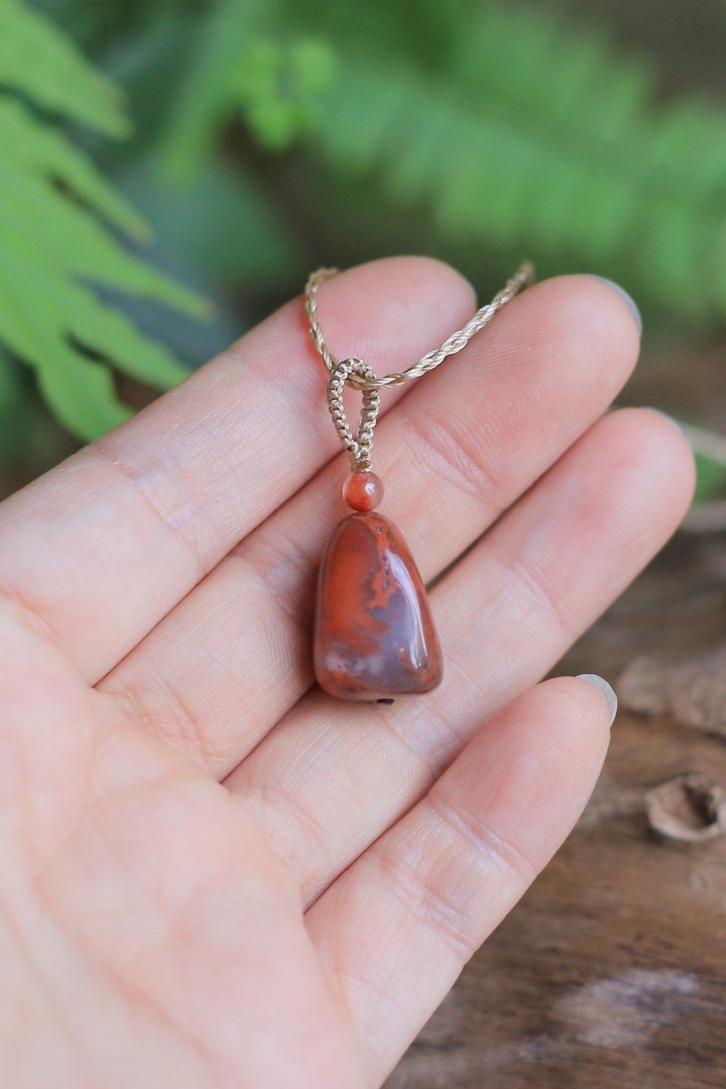 Spring and Autumn original handmade rope weaving | Liangshan South Red Agate raw stone clavicle necklace | One item one picture - Collar Necklaces - Semi-Precious Stones 