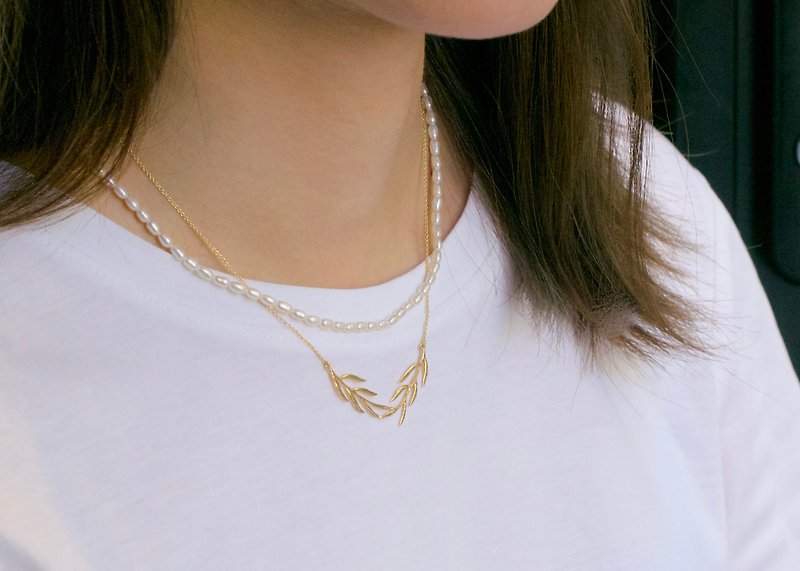 Fresh water pearl necklace brings effortless chic s925 - สร้อยคอ - เงิน สีทอง