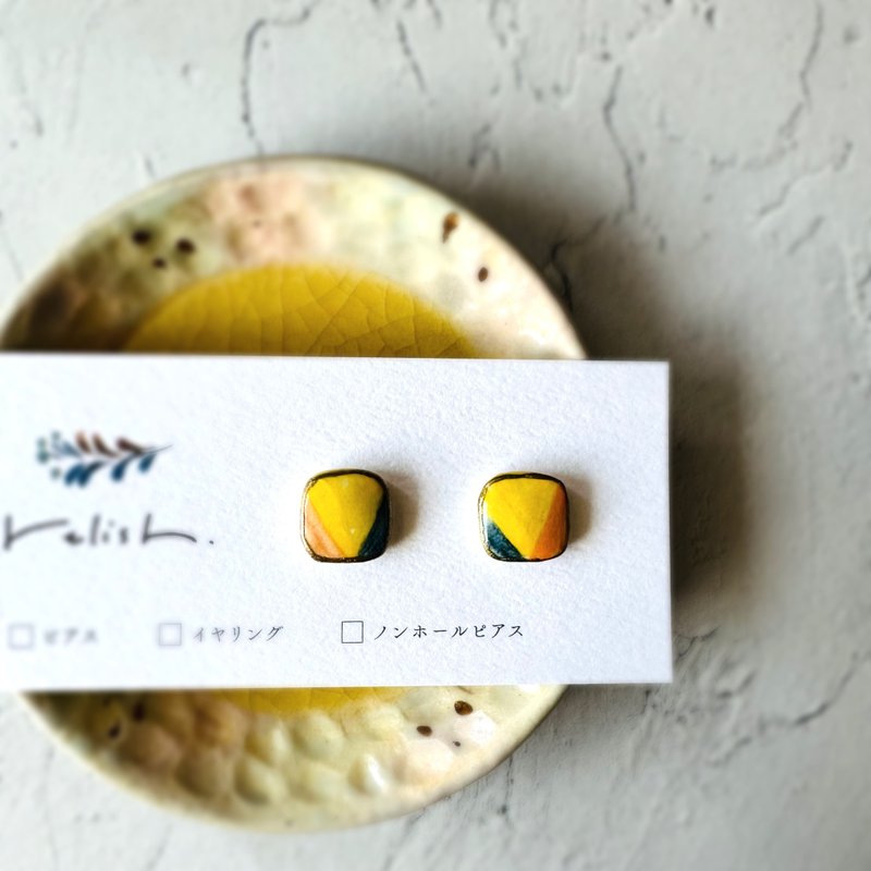 [Resale] Kintsugi Painted Square Clip-On Earrings Non-pierced Earrings Small Simple Yellow Orange Blue Gold - ต่างหู - ดินเผา สีเหลือง