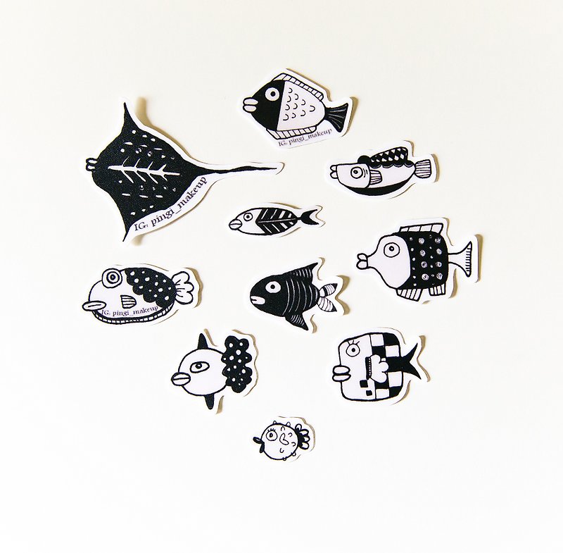 Thick lips fish thick lip fish fish sticker bag diary patrick decoration small Wen Qing Papertape - Stickers - Paper Black