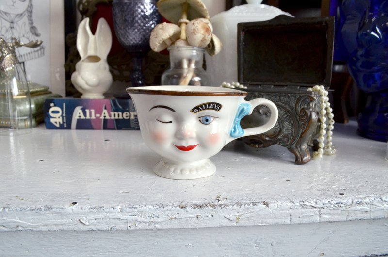 90s 陶瓷娃娃臉茶杯咖啡杯 Doll Face Ceramic Tea Coffee Mug - 咖啡杯/馬克杯 - 陶 白色