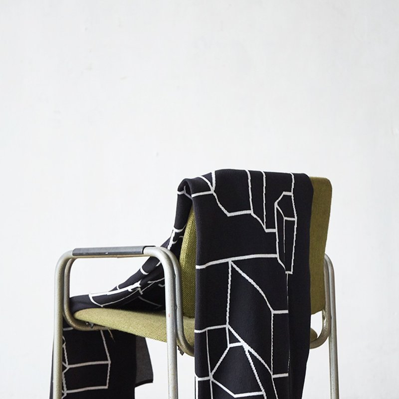 SUBURB  針織毯子 - 黑色 - 絲巾 - 棉．麻 黑色