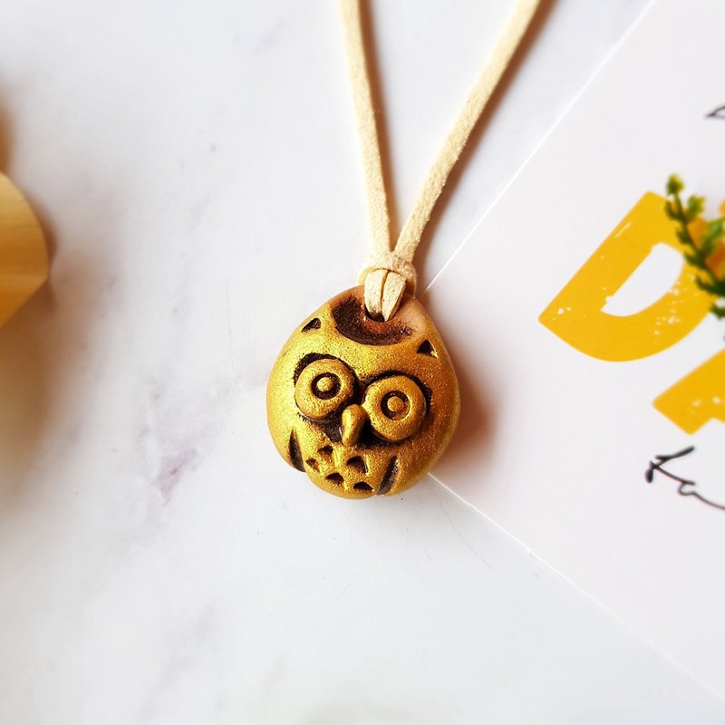 B-34 Owl Necklace │Yoshino Eagle x Charm Pure Handmade Design Ceramic Art Key Ring Leather Cord - Necklaces - Pottery Gold
